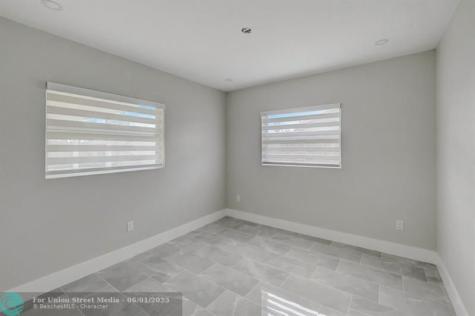 520 SW 13th Place Deerfield Beach FL 33441