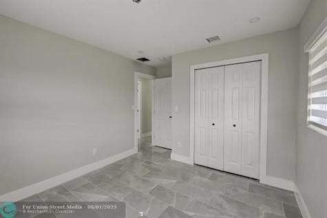 520 SW 13th Place Deerfield Beach FL 33441
