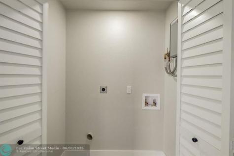 520 SW 13th Place Deerfield Beach FL 33441