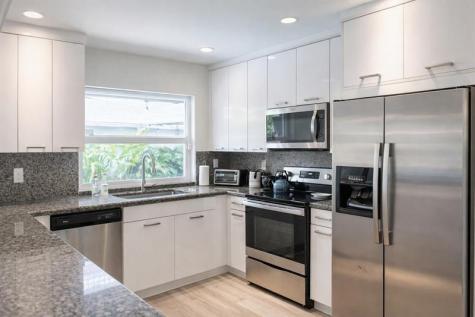 126 Laurel Road Hollywood FL 33021