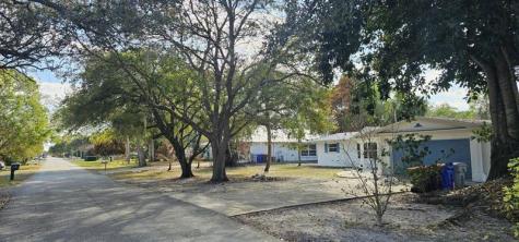 2655 53RD Avenue Vero Beach FL 32966