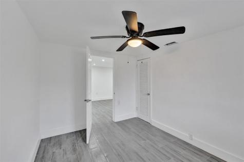 5025 SW 22nd Street Hollywood FL 33023