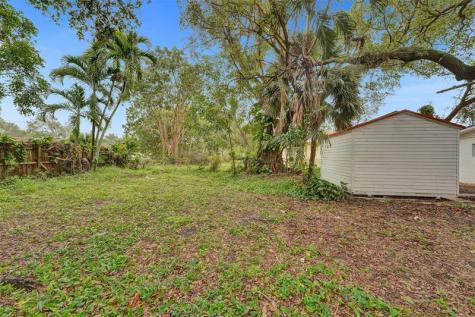 5025 SW 22nd Street Hollywood FL 33023