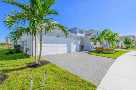 10661 NW Suncrest Lp Port St Lucie FL 34987