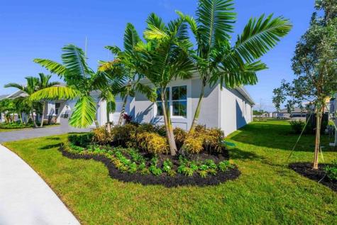 10661 NW Suncrest Lp Port St Lucie FL 34987