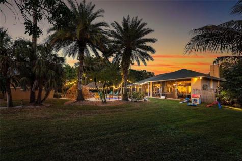 7033 NW 63rd Way Parkland FL 33067