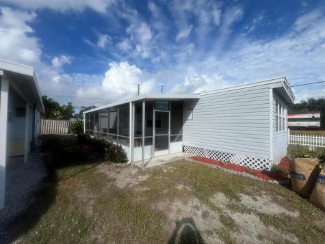 10885 SE Federal Highway Hobe Sound FL 33455