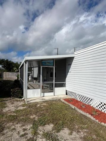 10885 SE Federal Highway Hobe Sound FL 33455