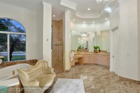 16140 Rio Rodeo Delray Beach FL 33446