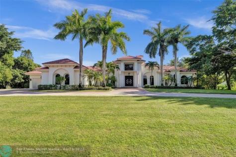 16140 Rio Rodeo Delray Beach FL 33446