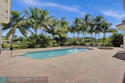16140 Rio Rodeo Delray Beach FL 33446
