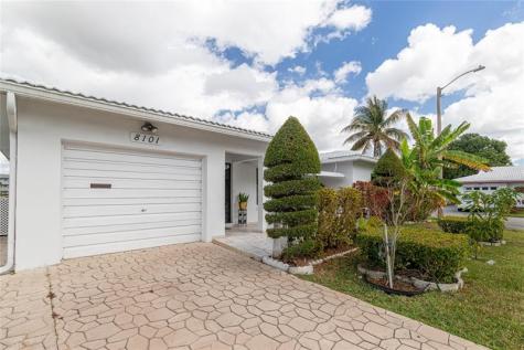 8101 NW 59th Court Tamarac FL 33321
