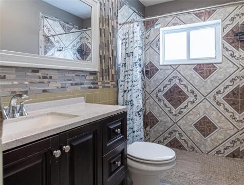8101 NW 59th Court Tamarac FL 33321