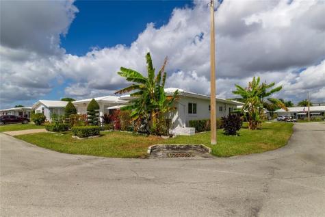 8101 NW 59th Court Tamarac FL 33321