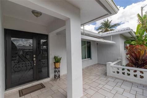 8101 NW 59th Court Tamarac FL 33321
