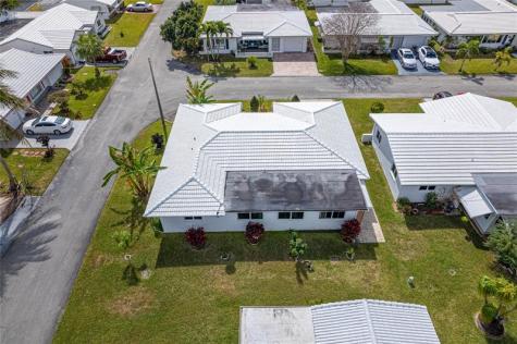 8101 NW 59th Court Tamarac FL 33321
