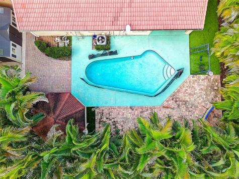 1427 Seagrape Circle Weston FL 33326