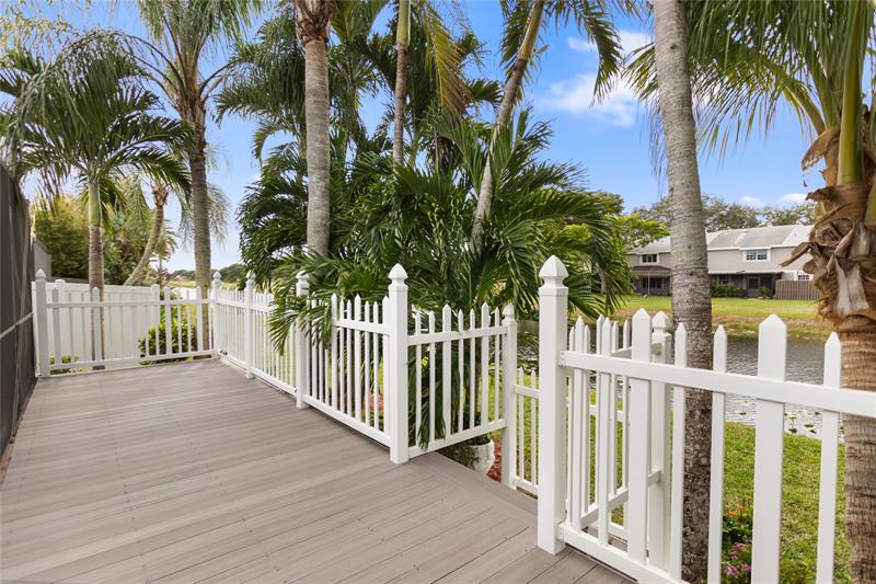 5207 SW 120th Avenue Cooper City FL 33330