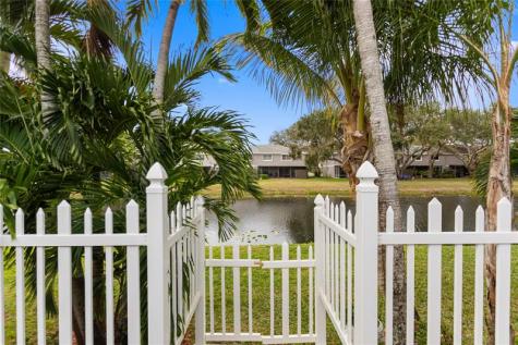 5207 SW 120th Avenue Cooper City FL 33330
