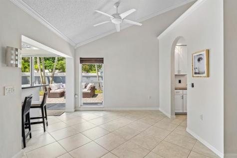 2860 Wilderness Road West Palm Beach FL 33409