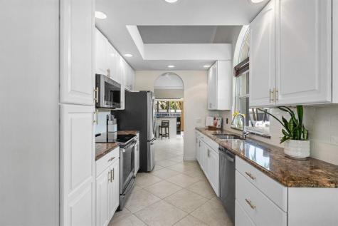 2860 Wilderness Road West Palm Beach FL 33409