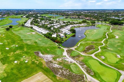 2860 Wilderness Road West Palm Beach FL 33409