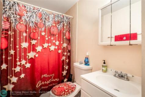 4891 NW 14th Avenue Deerfield Beach FL 33064