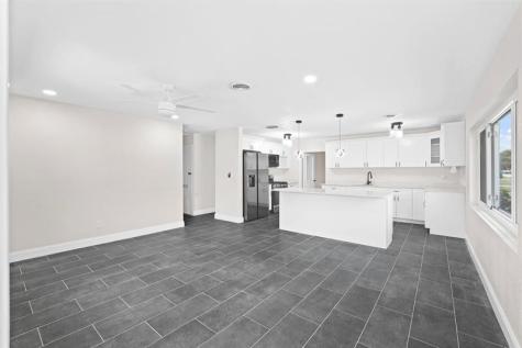 1013 Hispana Avenue Fort Pierce FL 34982
