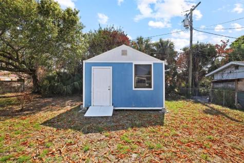 1013 Hispana Avenue Fort Pierce FL 34982