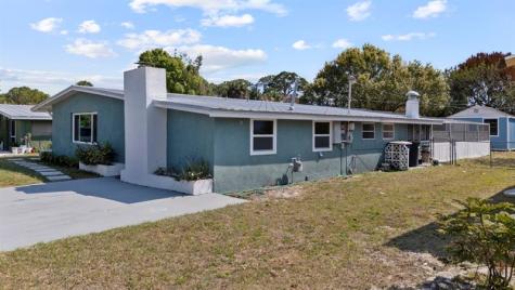 1013 Hispana Avenue Fort Pierce FL 34982