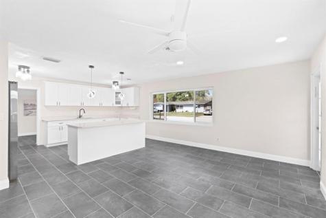 1013 Hispana Avenue Fort Pierce FL 34982