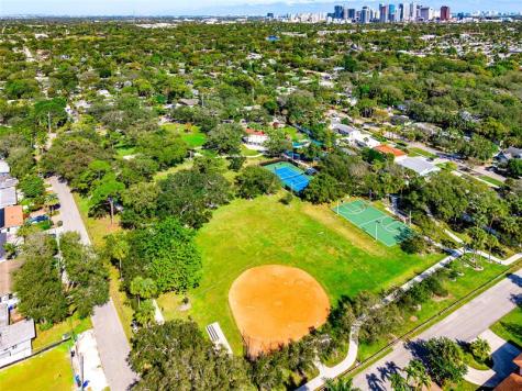 1300 SW 19th Avenue Fort Lauderdale FL 33312