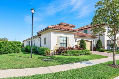 12295 N Baypoint Circle Parkland FL 33076