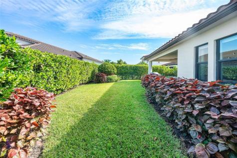 12295 N Baypoint Circle Parkland FL 33076