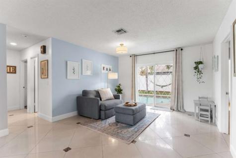 8101 Rose Marie Circle Boynton Beach FL 33472