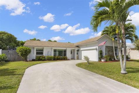 8101 Rose Marie Circle Boynton Beach FL 33472