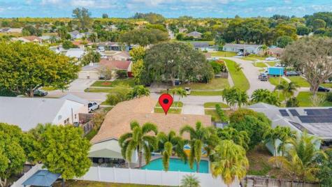 8101 Rose Marie Circle Boynton Beach FL 33472