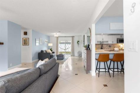 8101 Rose Marie Circle Boynton Beach FL 33472