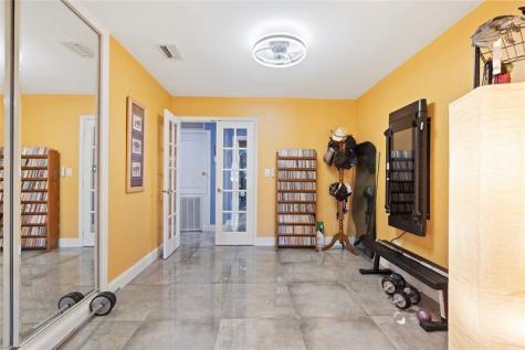 2501 NW 8th Avenue Wilton Manors FL 33311