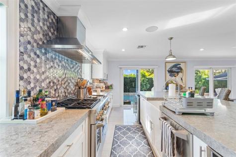 3250 Spanish River Drive Pompano Beach FL 33062
