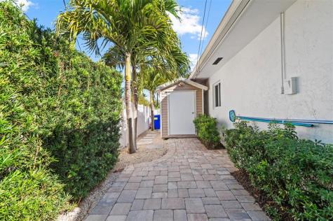 3250 Spanish River Drive Pompano Beach FL 33062