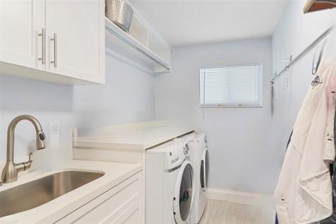 3250 Spanish River Drive Pompano Beach FL 33062