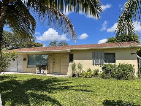 671 NW 38th Street Deerfield Beach FL 33064