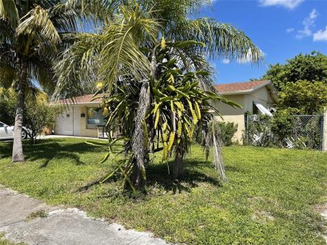 671 NW 38th Street Deerfield Beach FL 33064