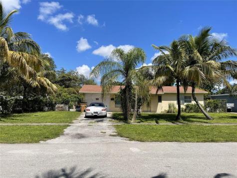 671 NW 38th Street Deerfield Beach FL 33064