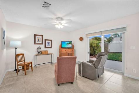 7162 Crawl Key Way Lake Worth FL 33467