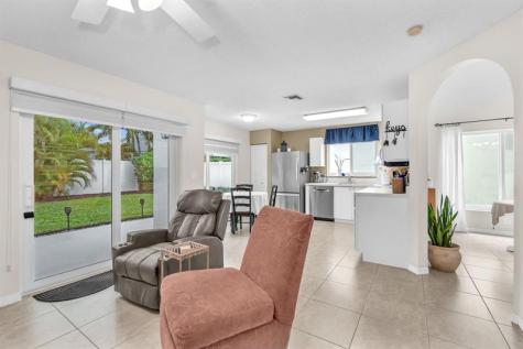 7162 Crawl Key Way Lake Worth FL 33467