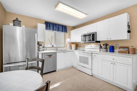 7162 Crawl Key Way Lake Worth FL 33467