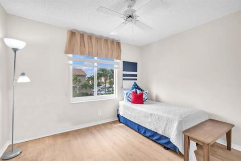 7162 Crawl Key Way Lake Worth FL 33467