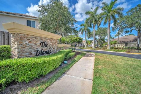 7162 Crawl Key Way Lake Worth FL 33467